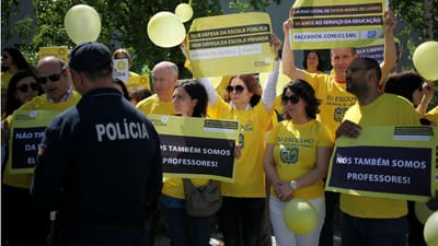 Colégios manifestam-se para provar que saem mais baratos ao Estado - TVI