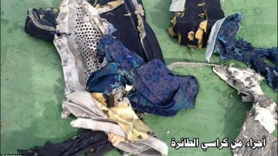 Egyptair: autoridades recolhem mais destroços - TVI