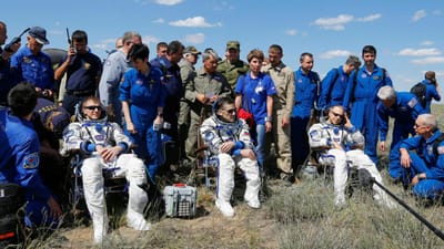 Três astronautas regressam à Terra após seis meses no Espaço - TVI