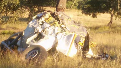 Avião que se desintegrou com paraquedistas no Alentejo apresentava desgaste e fissuras - TVI
