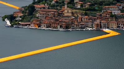 O "milagre" de Christo permite andar sobre a água de um lago italiano - TVI