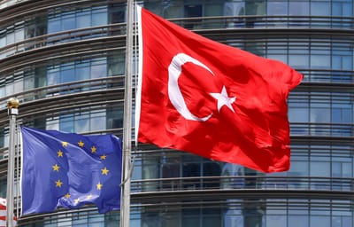 UE abre novo capítulo de negociações sobre adesão da Turquia - TVI