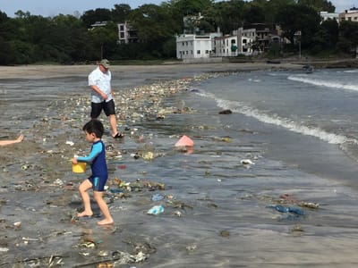 Podem vir aí "multas a sério" para quem deixar lixo nas praias - TVI