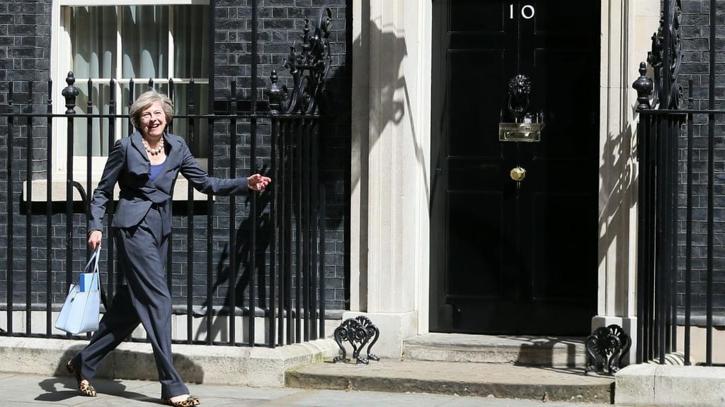 Theresa May a caminho do nº 10 Downing Street