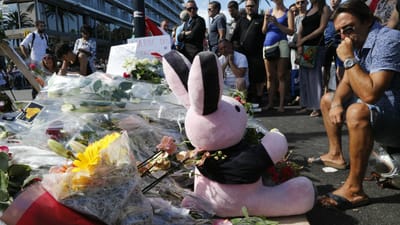 Justiça francesa presta contas de “uma barbárie terrorista” - TVI
