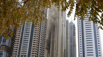 Dubai: incêndio em arranha-céus de 75 andares - TVI
