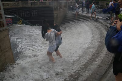 China regista 141 mortos em inundações desde junho - TVI