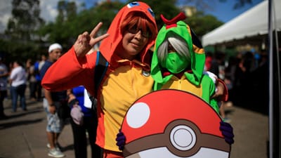 Dezenas de pessoas vestidas de Pokémon nas ruas de San Salvador - TVI