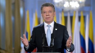 Colômbia avança para negociações de paz com Exército de Libertação Nacional - TVI