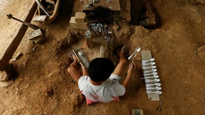 Bombas do tempo da guerra ainda matam em Laos - TVI