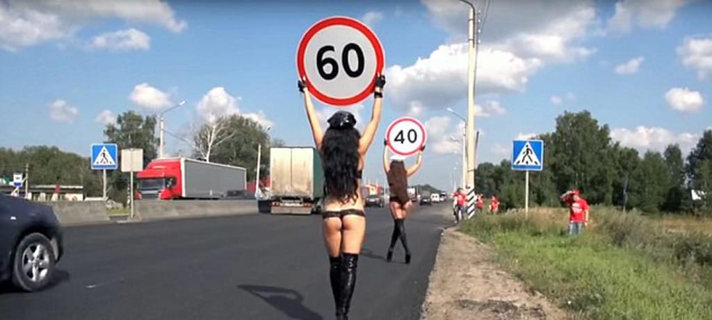 Mulheres alertam para os limites de velocidade