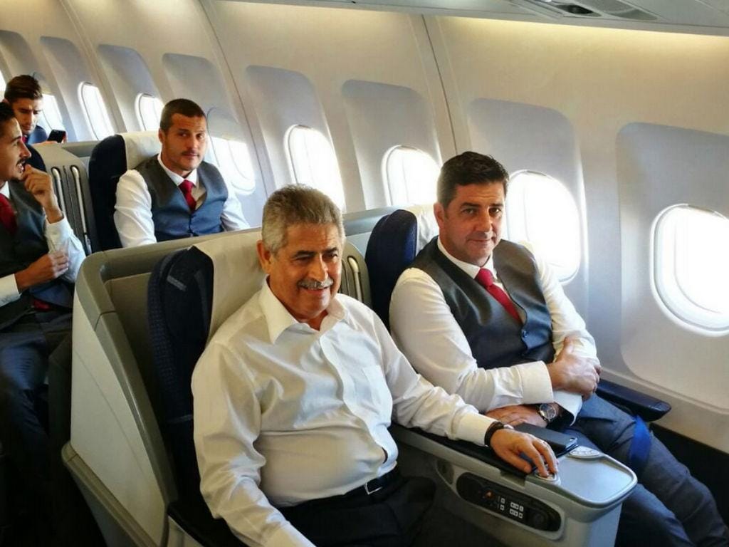 Benfica a caminho de Nápoles (foto SLB)