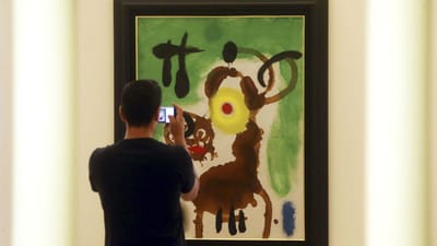 Câmara do Porto paga 2,5 milhões para proteger e promover Coleção Miró durante 25 anos - TVI