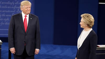 Trump vs Clinton: ela diz que ele não está pronto, ele quer vê-la na prisão - TVI