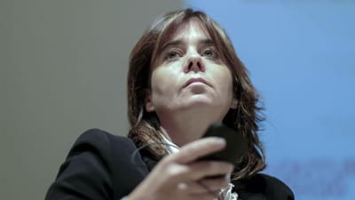 PCP e BE querem melhorar acesso de imigrantes ao trabalho - TVI