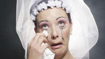 Homem divorcia-se depois de ver esposa sem maquilhagem - TVI