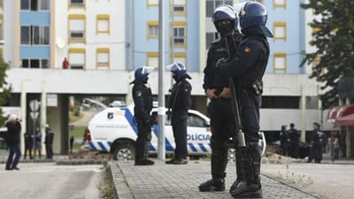 Doze detidos numa operação policial em Coimbra - TVI