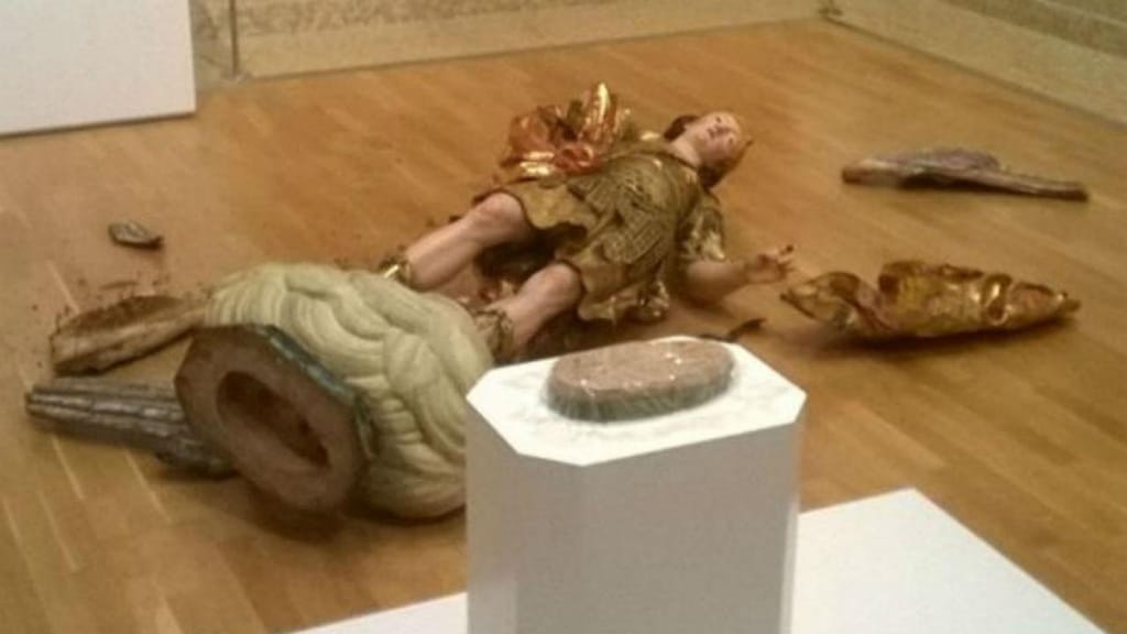 Acidente danifica estátua no Museu de Arte Antiga