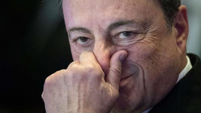 Draghi aponta "moderação" do crescimento da zona euro - TVI