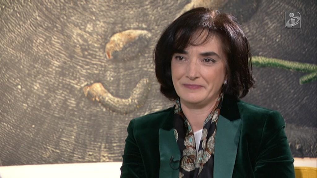 Elvira Fortunato "descodifica" carreira em entrevista a Judite Sousa 