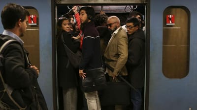 Trabalhadores do Metro impedidos de fazer greve no posto de trabalho - TVI