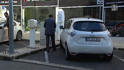 App mostra pontos de abastecimento de carros elétricos em Lisboa - TVI
