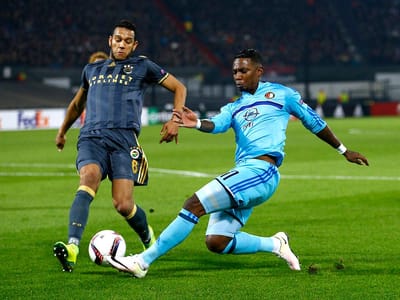 OFICIAL: Elia deixa campeão Feyenoord e ruma a Istambul - TVI