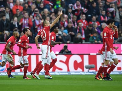 Alemanha: Leipzig caiu em casa do último, Bayern é primeiro - TVI