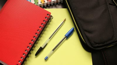 ASAE deteta várias infrações na venda de manuais escolares - TVI