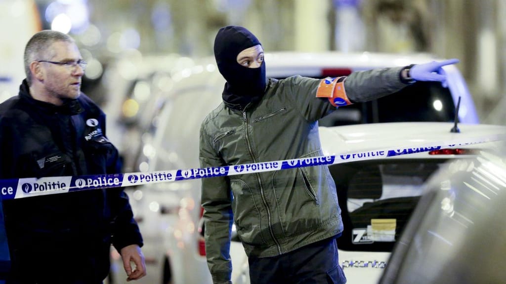 Operação antiterrorismo no bairro de Schaerbeek, em Bruxelas