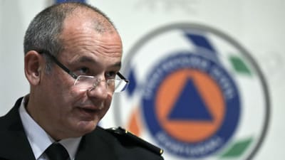 Governo pede abertura de inquérito a licenciatura do comandante da Proteção Civil - TVI
