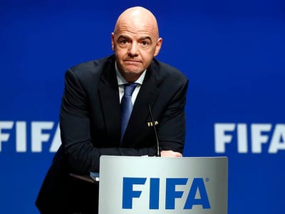 Covid-19: presidente da FIFA está infetado - TVI