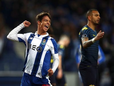 FC Porto confirma obrigatoriedade de comprar Óliver - TVI