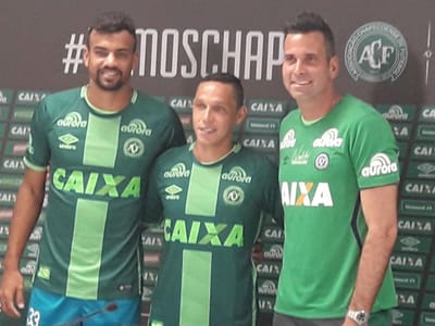 Artur Moraes e o excesso de viagens: «Estamos a fazer duas temporadas numa só» - TVI