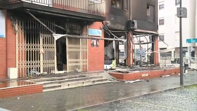 Incêndio em Amarante obriga a evacuar prédio - TVI