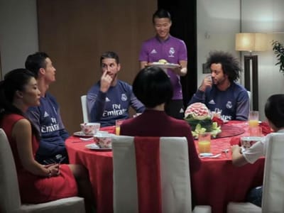 VÍDEO: já viu Ronaldo e Pepe a falar mandarim? - TVI
