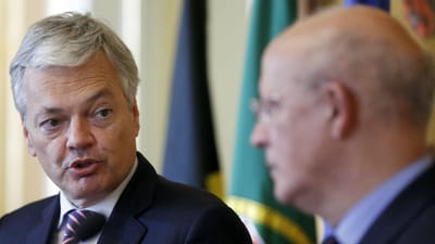 Comissão Europeia insta Portugal a “fazer mais” no combate à corrupção - TVI