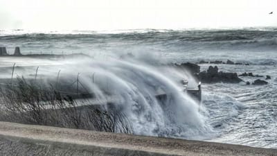 Tempestade Sebastien coloca ilhas dos Açores sob aviso amarelo - TVI