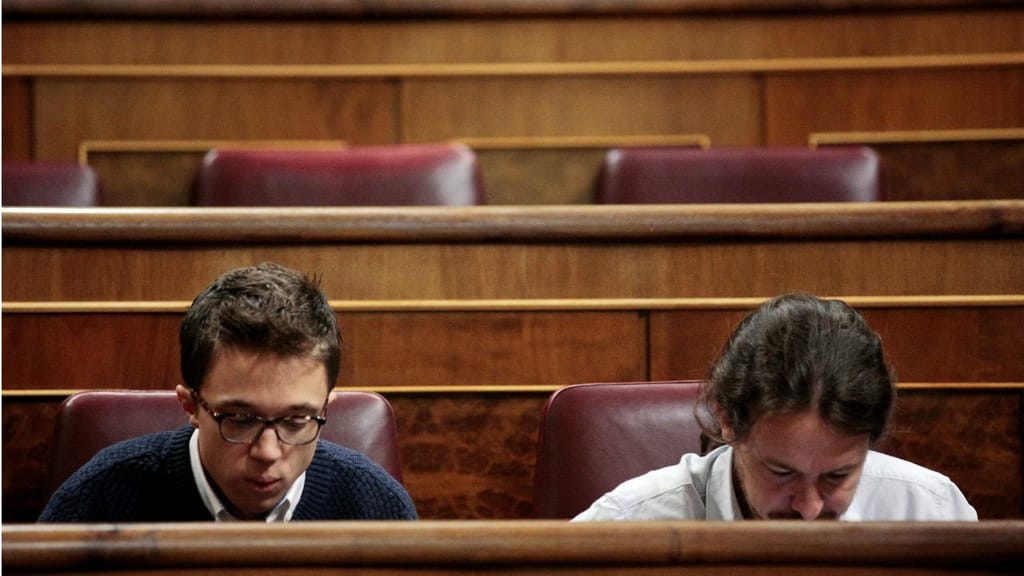 Íñigo Errejón e Pablo Iglesias (Podemos - Espanha)
