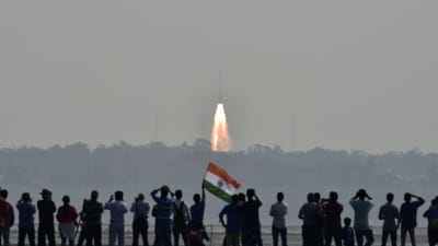 Índia lançou recorde de 104 satélites com um único foguetão - TVI