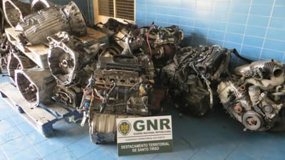 Mais de 100 motores de carros apreendidos em Vila do Conde - TVI