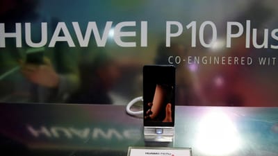 Huawei desafia EUA a provarem que empresa é ameaça à segurança - TVI