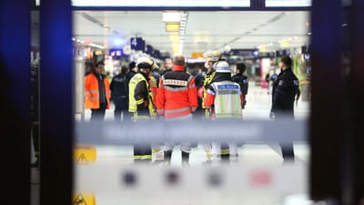 Ataque com machado faz cinco feridos na Alemanha - TVI