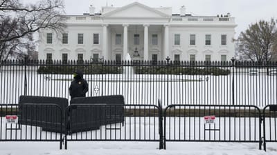 Tempestade de neve deixa EUA "suspensos" - TVI