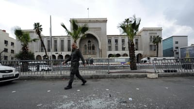 Atentados em tribunal e restaurante em Damasco faz 31 mortos - TVI