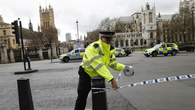 Cinco mortos e 40 feridos em ataque em Londres - TVI