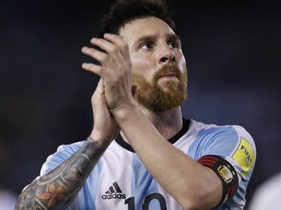 Messi diz que não se dirigiu ao árbitro assistente: «Falei para o ar» - TVI
