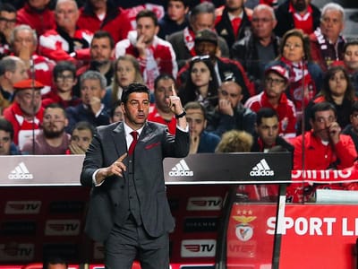 Benfica: três jogos sem ganhar quase três anos depois - TVI