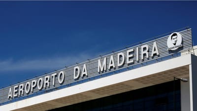 Vento forte complica operações no aeroporto da Madeira - TVI