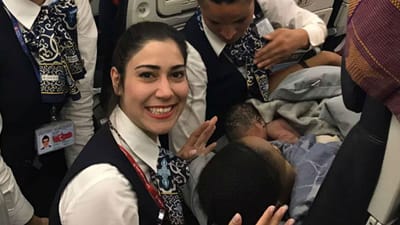 Bebé nasce em pleno voo rumo a Istambul - TVI